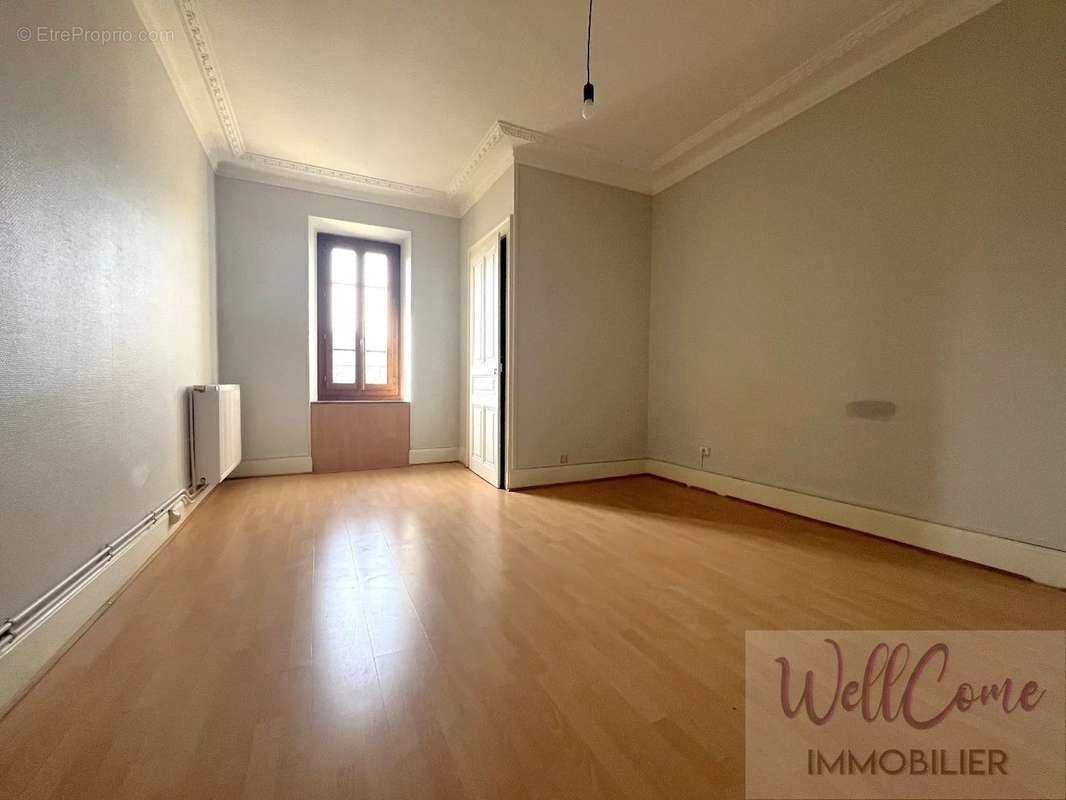 Appartement à AIX-LES-BAINS