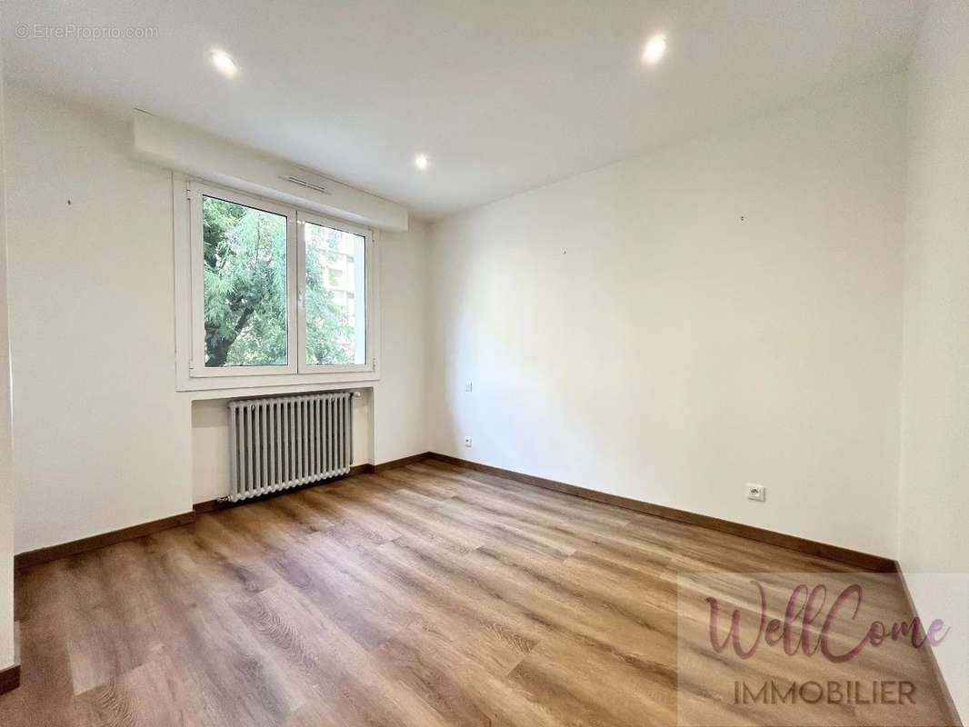 Appartement à AIX-LES-BAINS