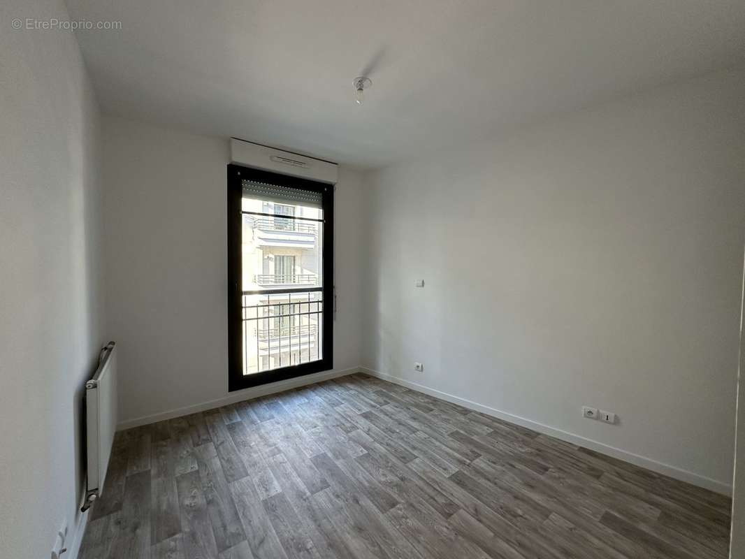 Appartement à LEVALLOIS-PERRET