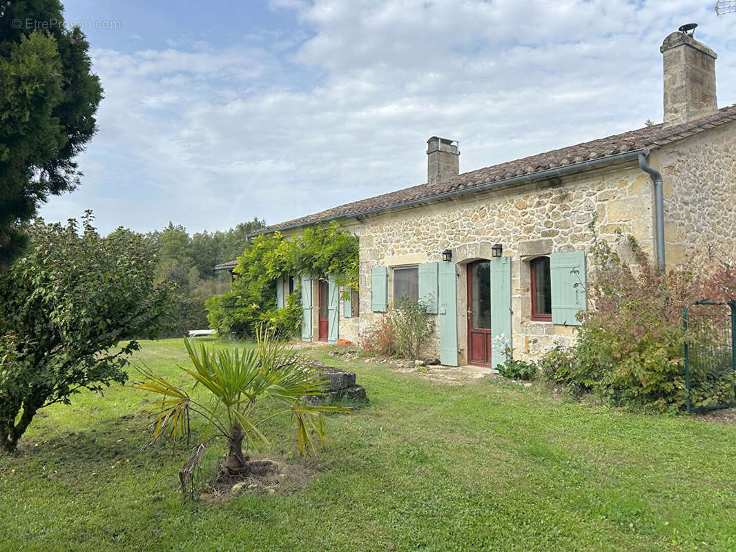 Maison à SAINT-EMILION