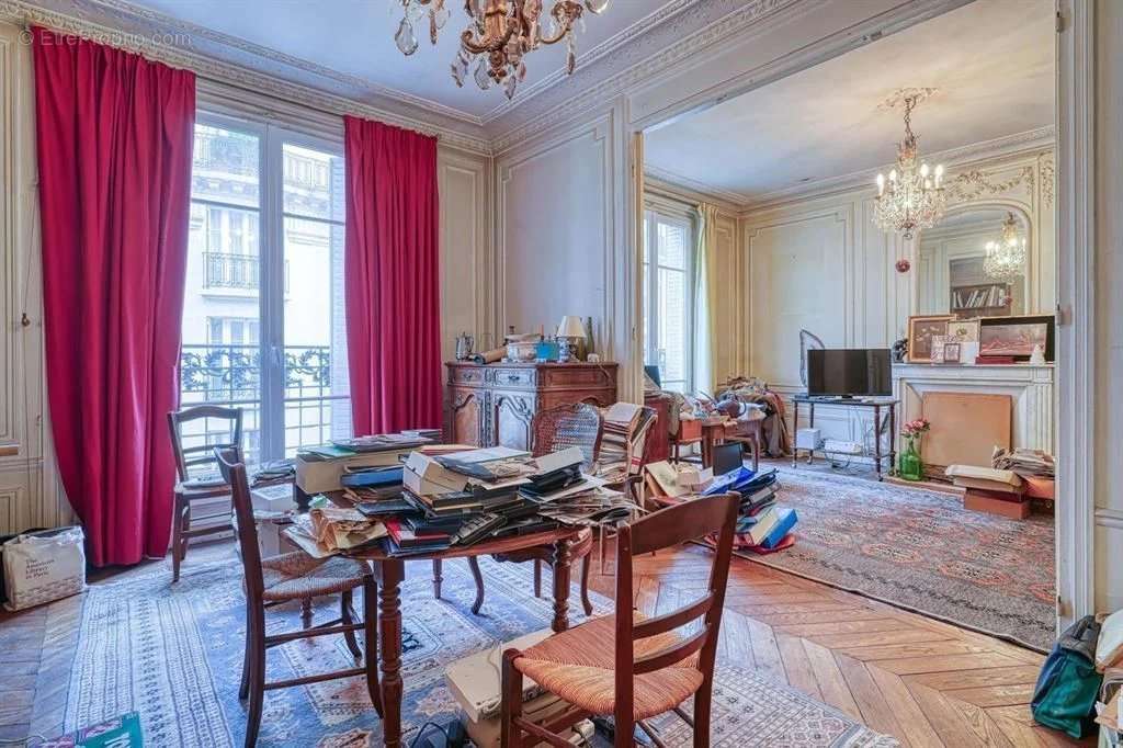 Appartement à PARIS-15E