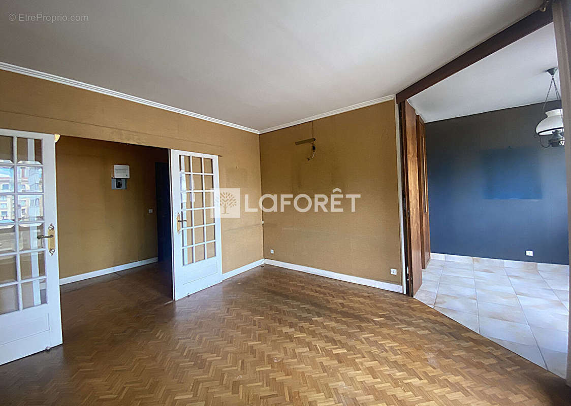 Appartement à LYON-7E