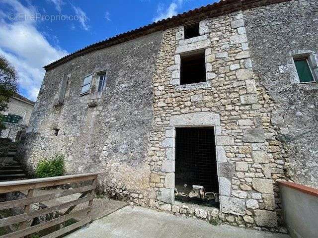 Maison à HAUTEFAGE-LA-TOUR