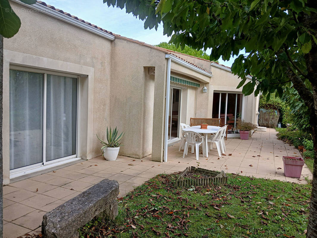 Maison à SAINT-SULPICE-DE-ROYAN