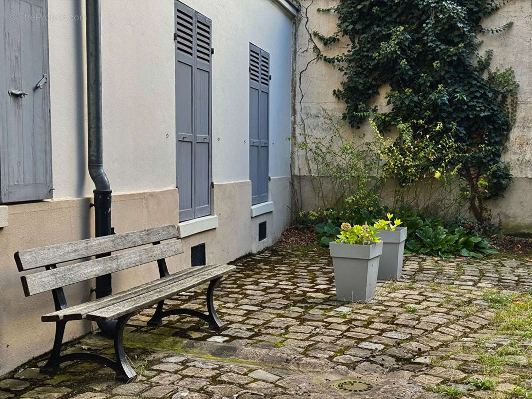 Appartement à NANTERRE