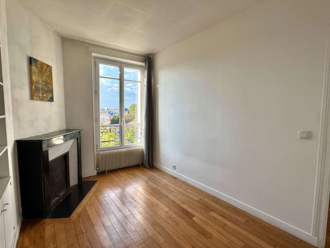 Appartement à NANTERRE