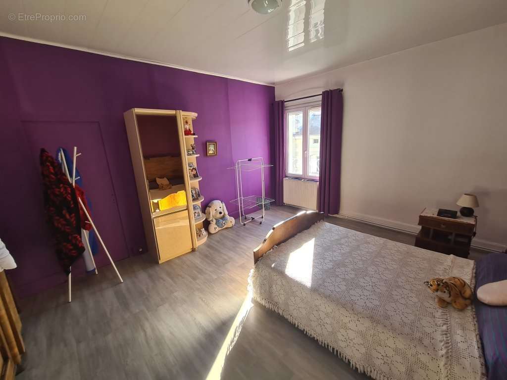 Appartement à UNIEUX