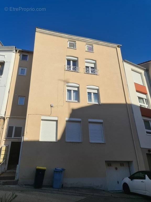 Appartement à UNIEUX