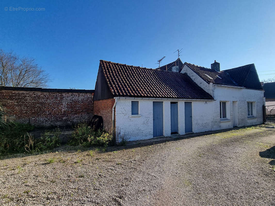 Maison à MONCHEAUX