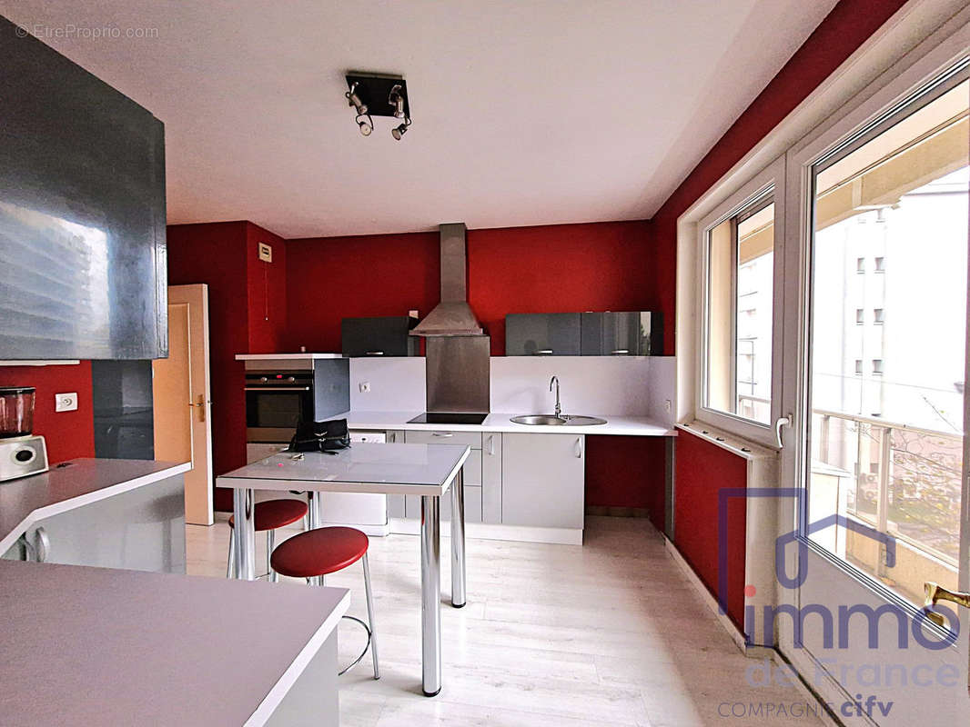 cuisine - Appartement à SAINT-ETIENNE