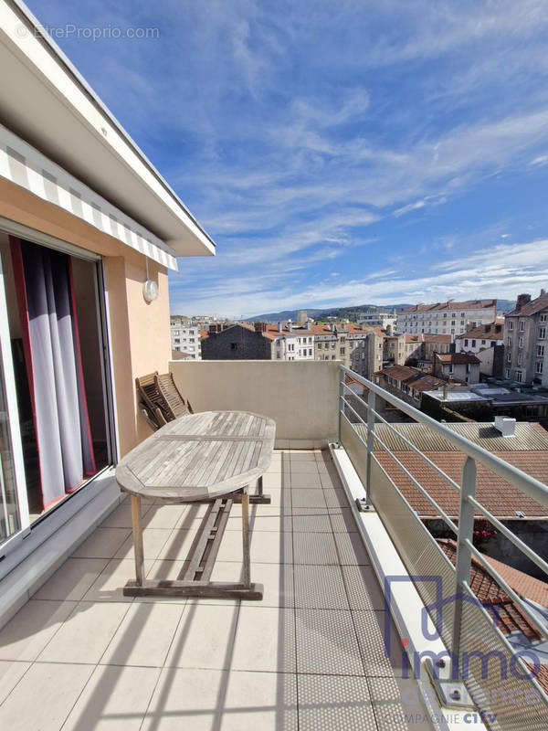 TERRASSE SUD - Appartement à SAINT-ETIENNE