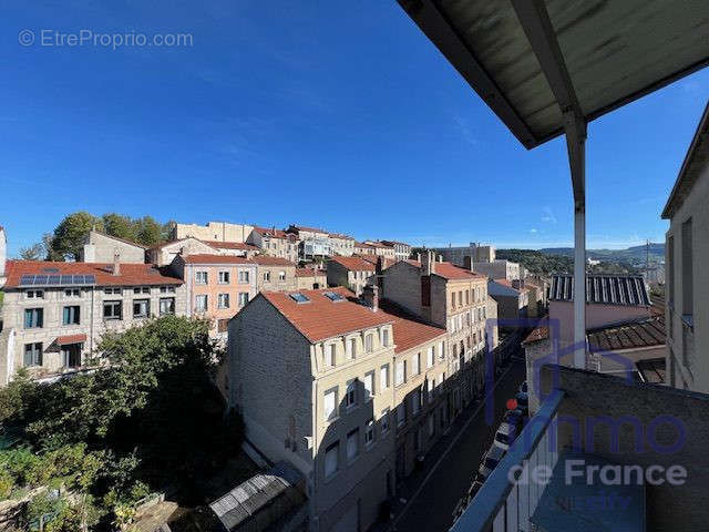 Appartement à SAINT-ETIENNE