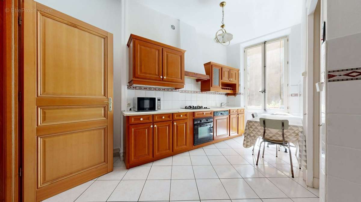 Appartement à LYON-1E