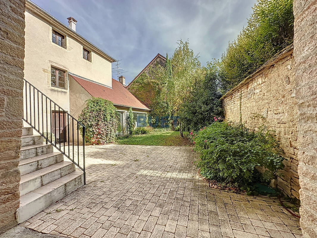 Maison à FONTAINE-LES-DIJON