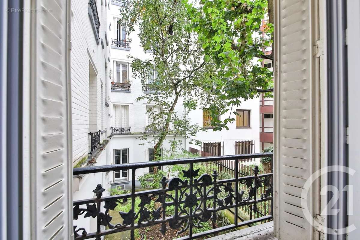 Appartement à PARIS-15E