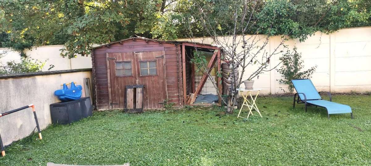 Maison à VULAINES-SUR-SEINE