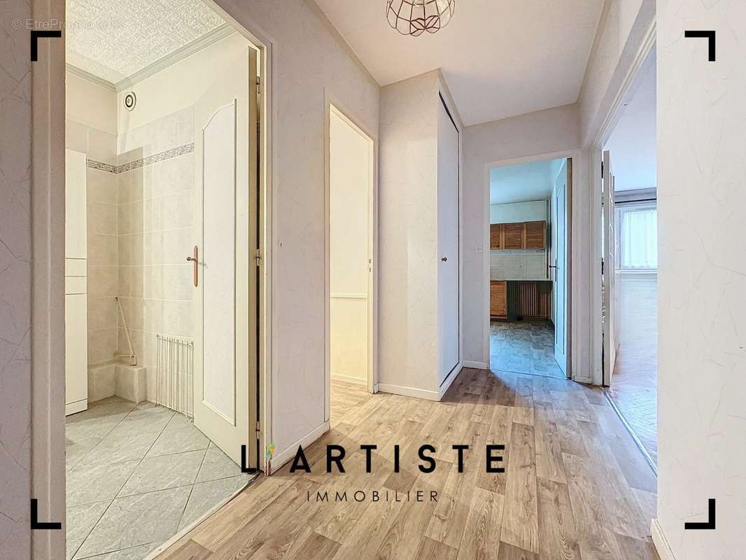 Appartement à DEVILLE-LES-ROUEN