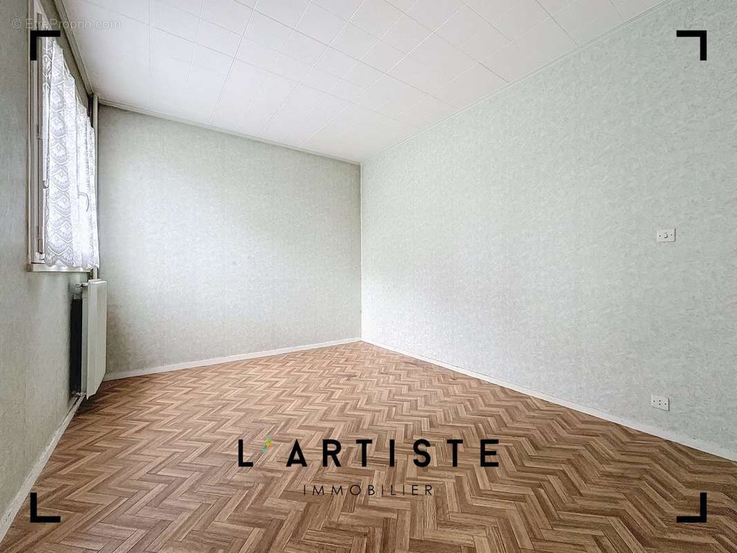 Appartement à DEVILLE-LES-ROUEN