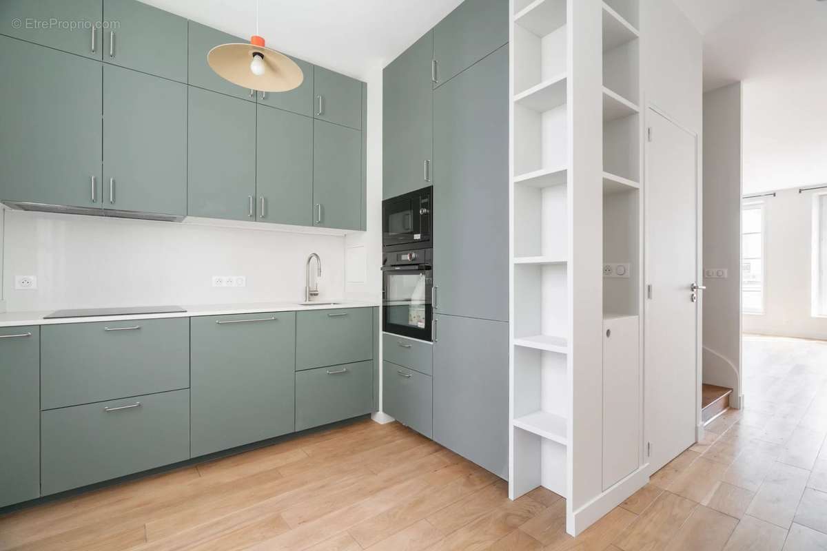 Appartement à PARIS-3E