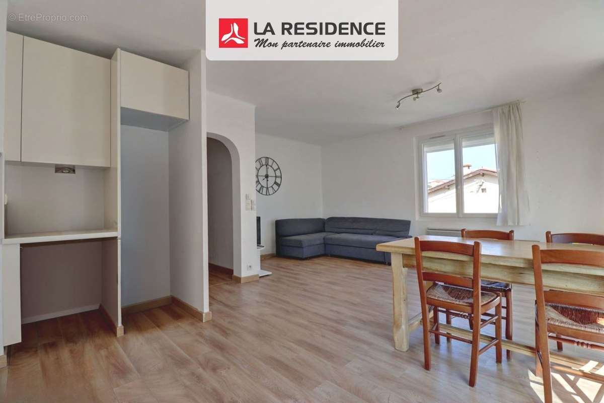 Appartement à SAINT-RAPHAEL