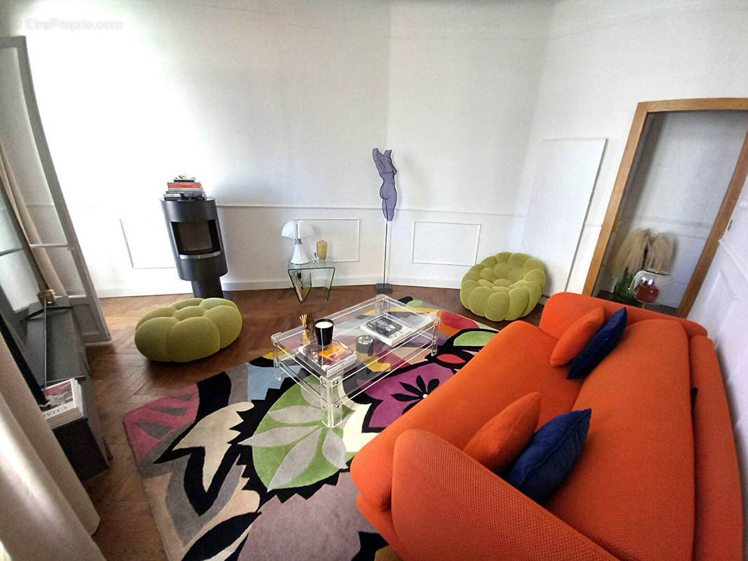 Appartement à HYERES