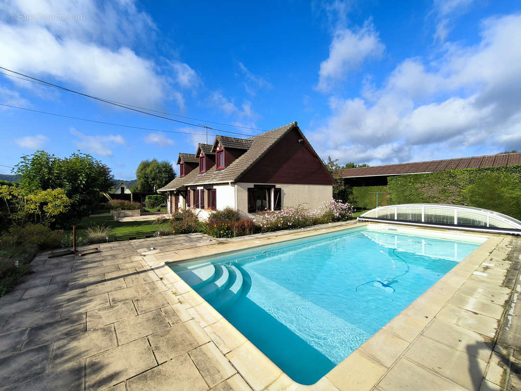 Maison à JUMIEGES