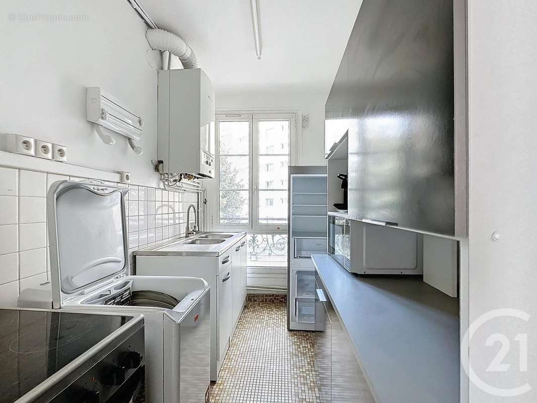 Appartement à PARIS-12E