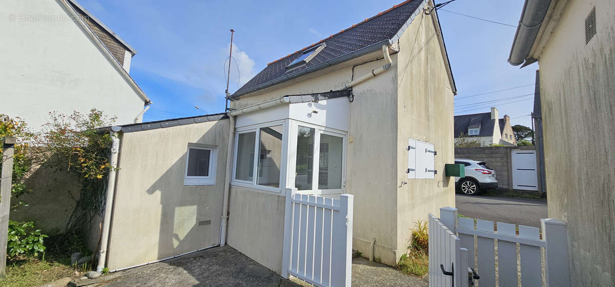 Maison à CAMARET-SUR-MER