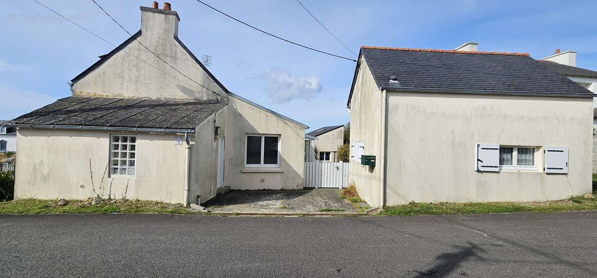 Maison à CAMARET-SUR-MER