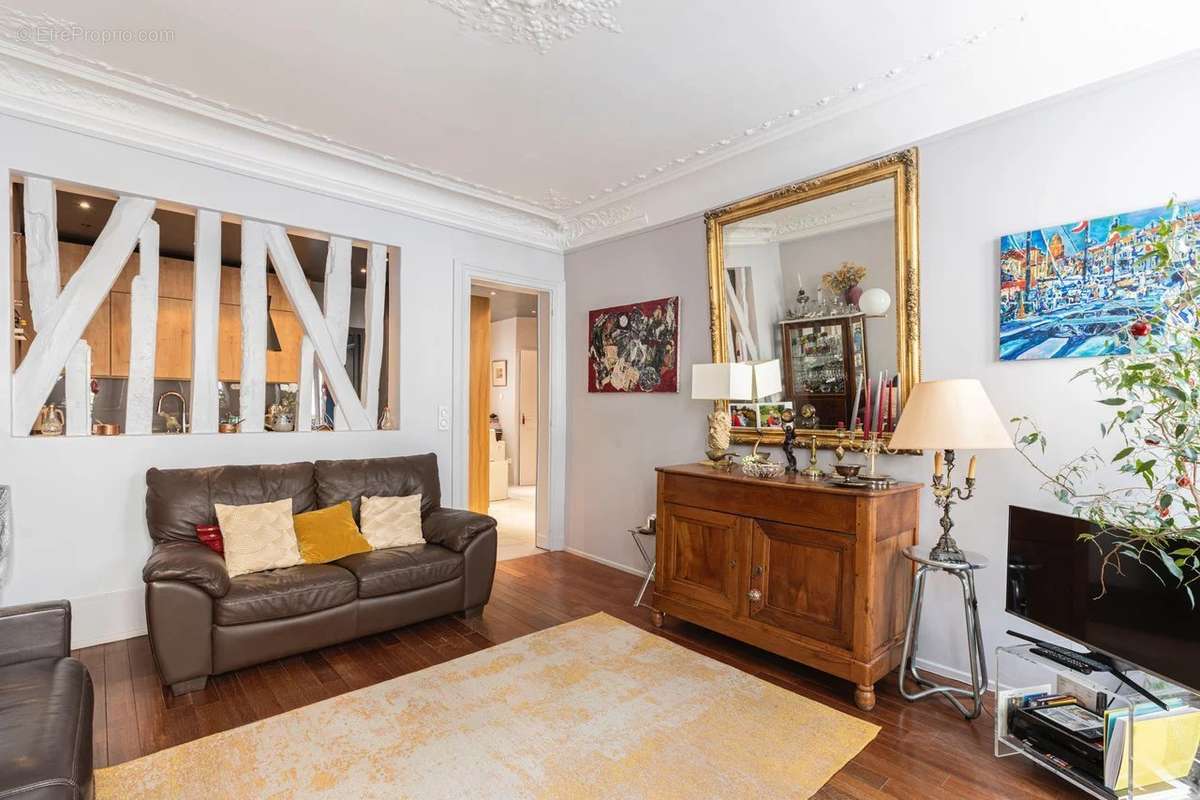 Appartement à PARIS-9E