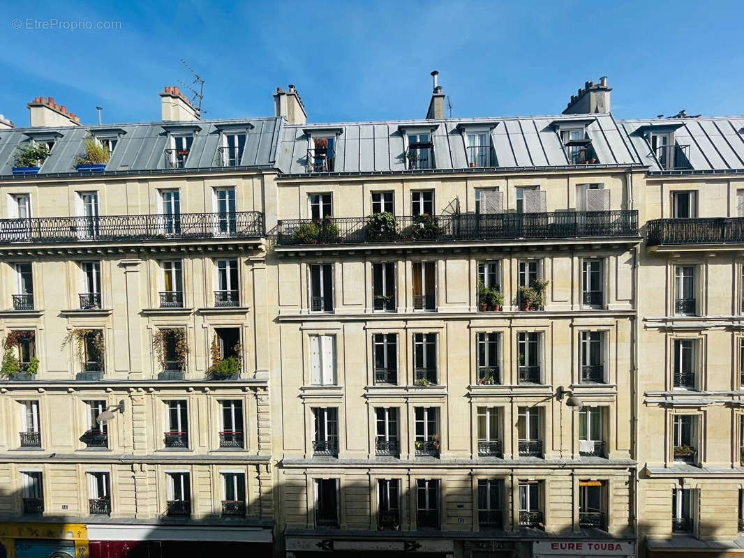 Appartement à PARIS-18E