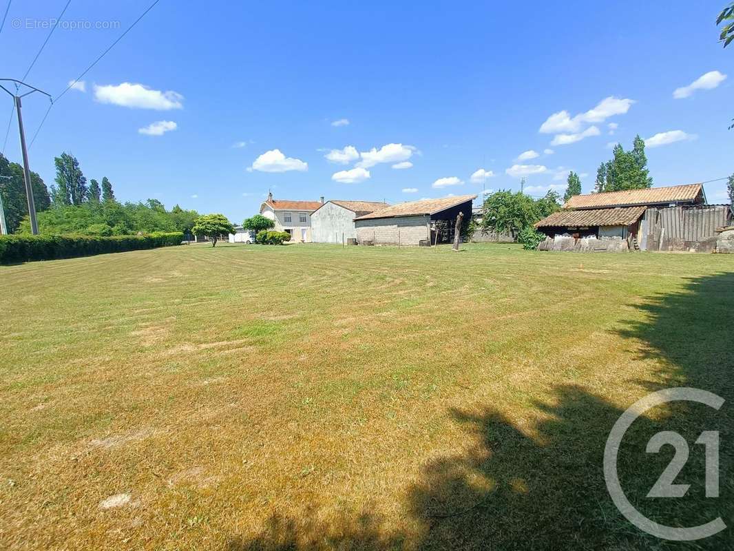 Maison à CAVIGNAC