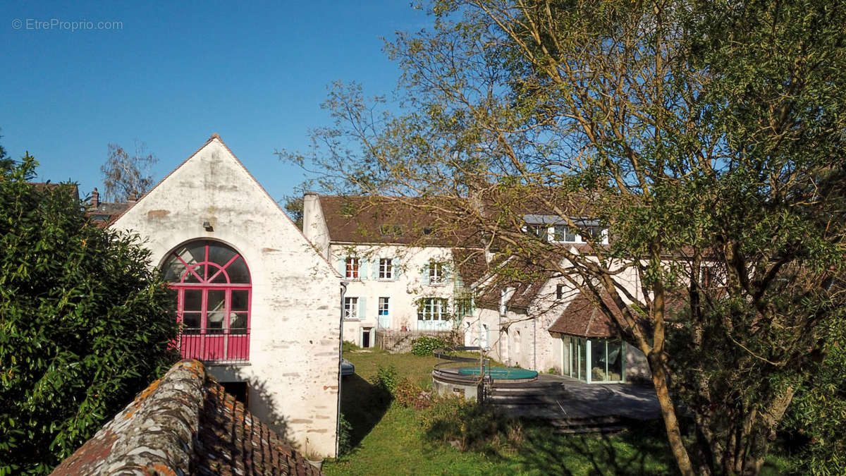 Maison à SAINTE-MESME