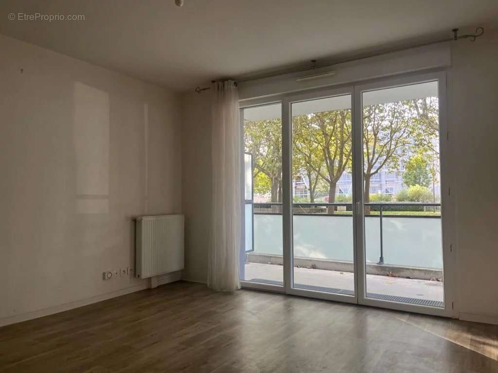 Appartement à CHENOVE