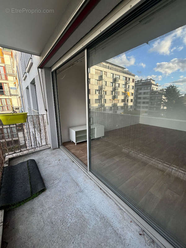 Appartement à PARIS-12E