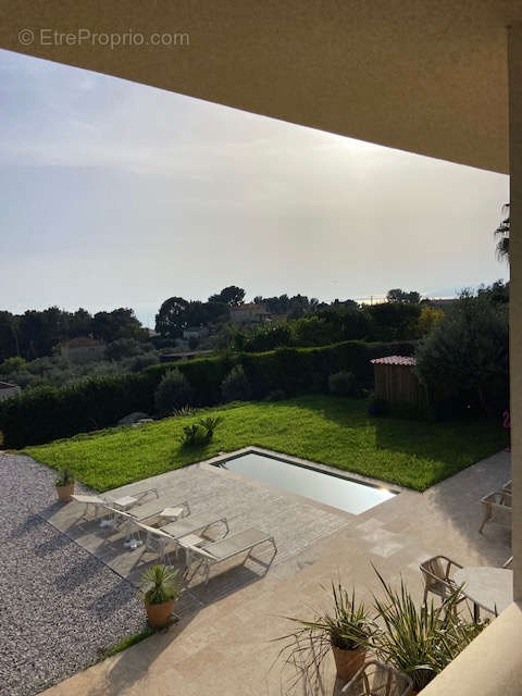 Appartement à VILLEFRANCHE-SUR-MER