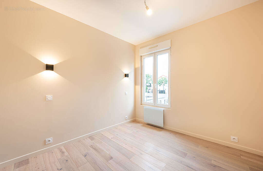 Appartement à BOIS-COLOMBES