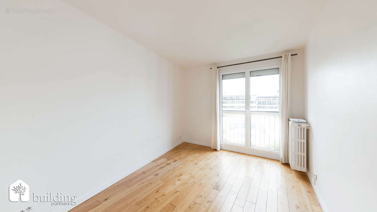 Appartement à LEVALLOIS-PERRET