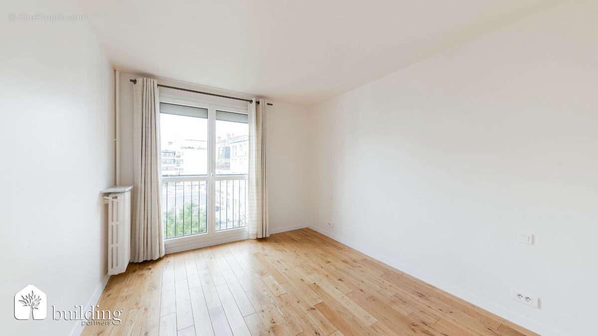 Appartement à LEVALLOIS-PERRET