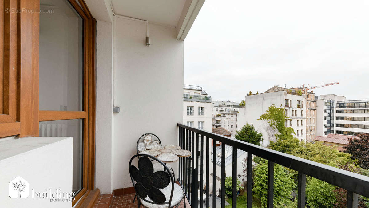 Appartement à LEVALLOIS-PERRET