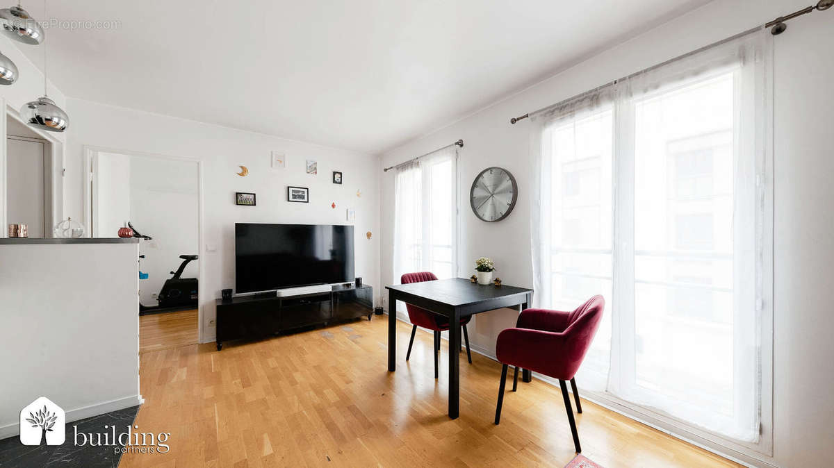 Appartement à LEVALLOIS-PERRET