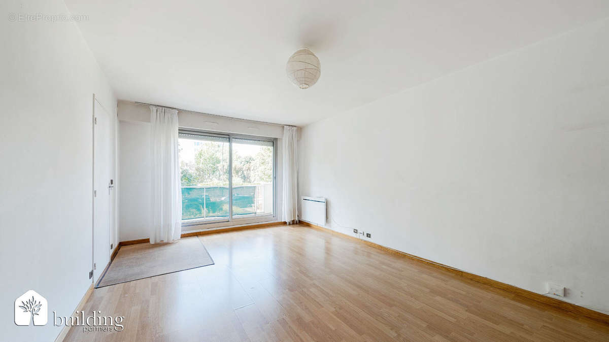 Appartement à LEVALLOIS-PERRET