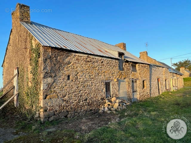 Maison à PLENEE-JUGON