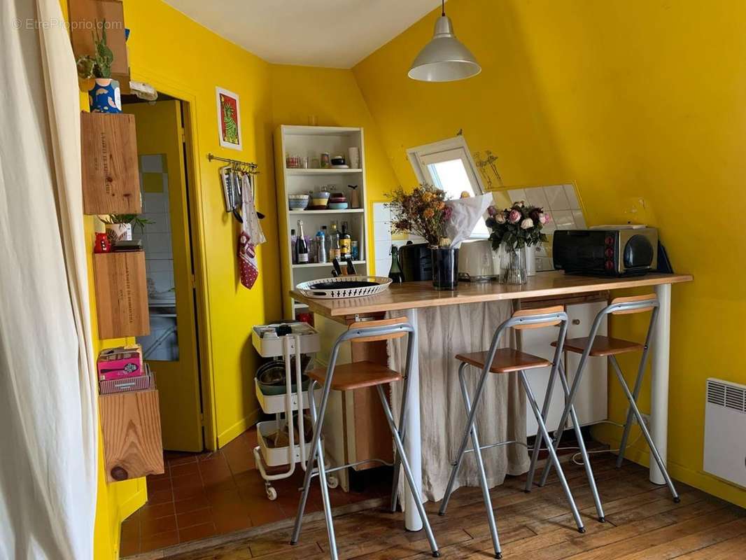 Appartement à PARIS-18E