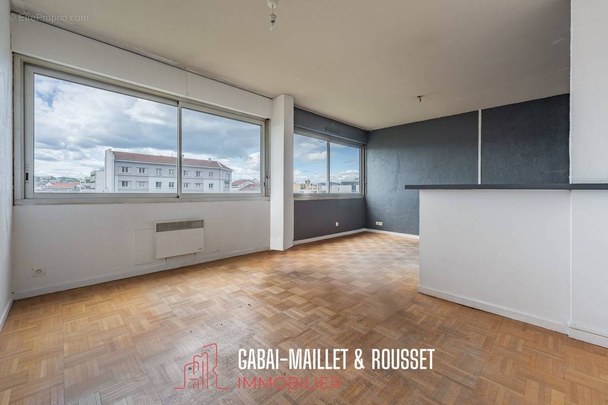 Appartement à LYON-8E