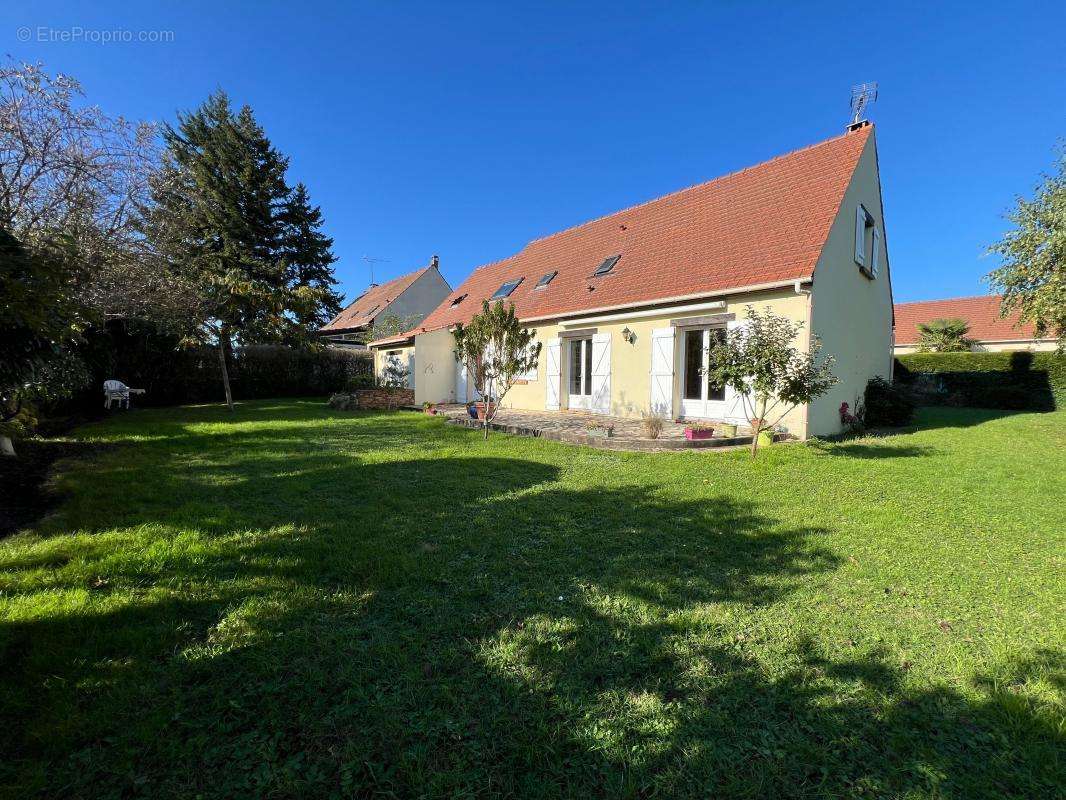 Maison à SAINT-VRAIN