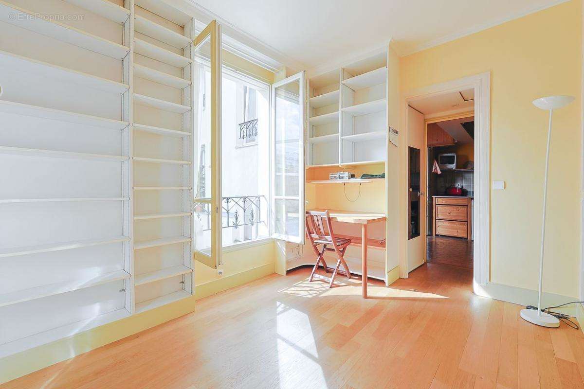 Appartement à PARIS-12E