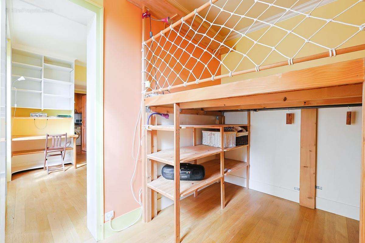 Appartement à PARIS-12E