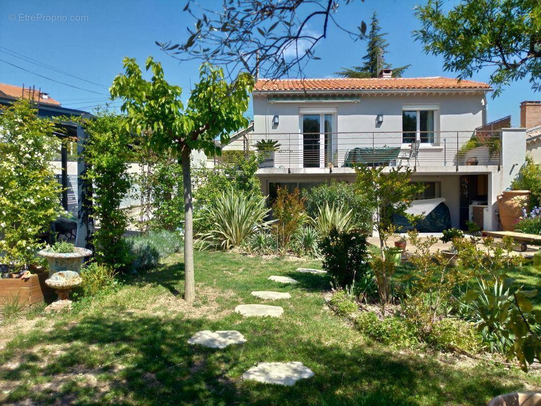 Maison à VAISON-LA-ROMAINE