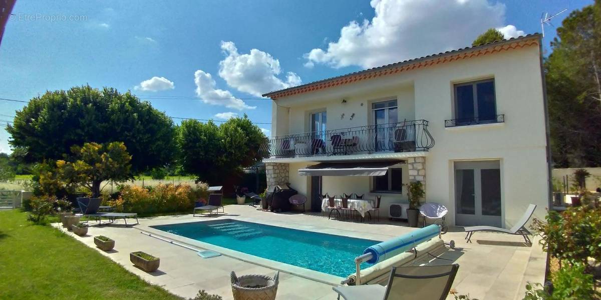 Maison à VAISON-LA-ROMAINE